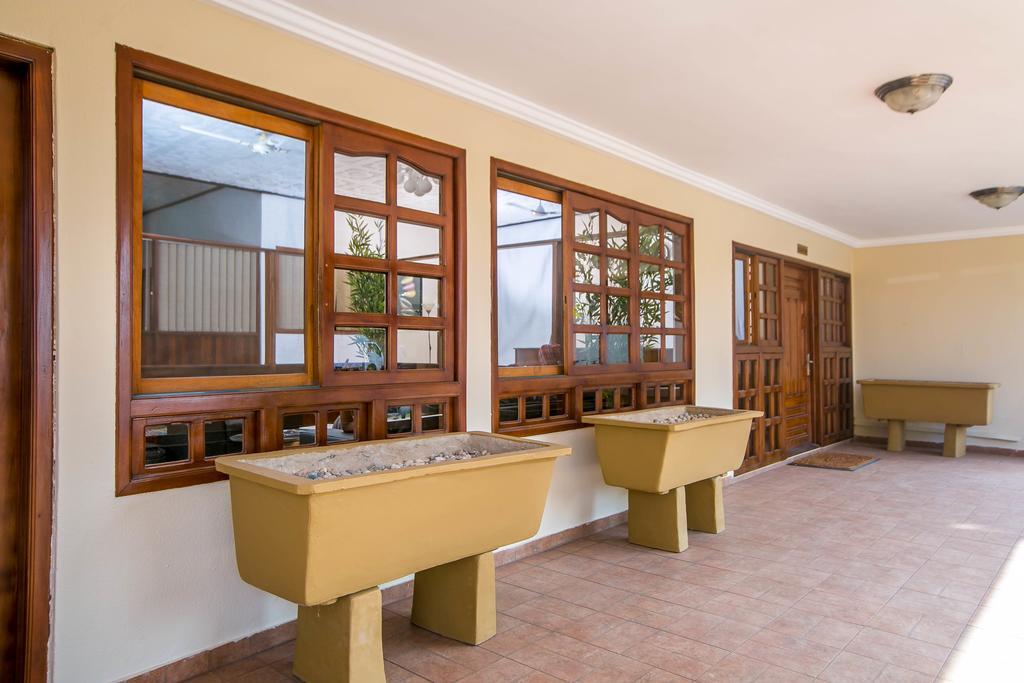 Golden Crest Lodge Bawaleshi Exterior photo
